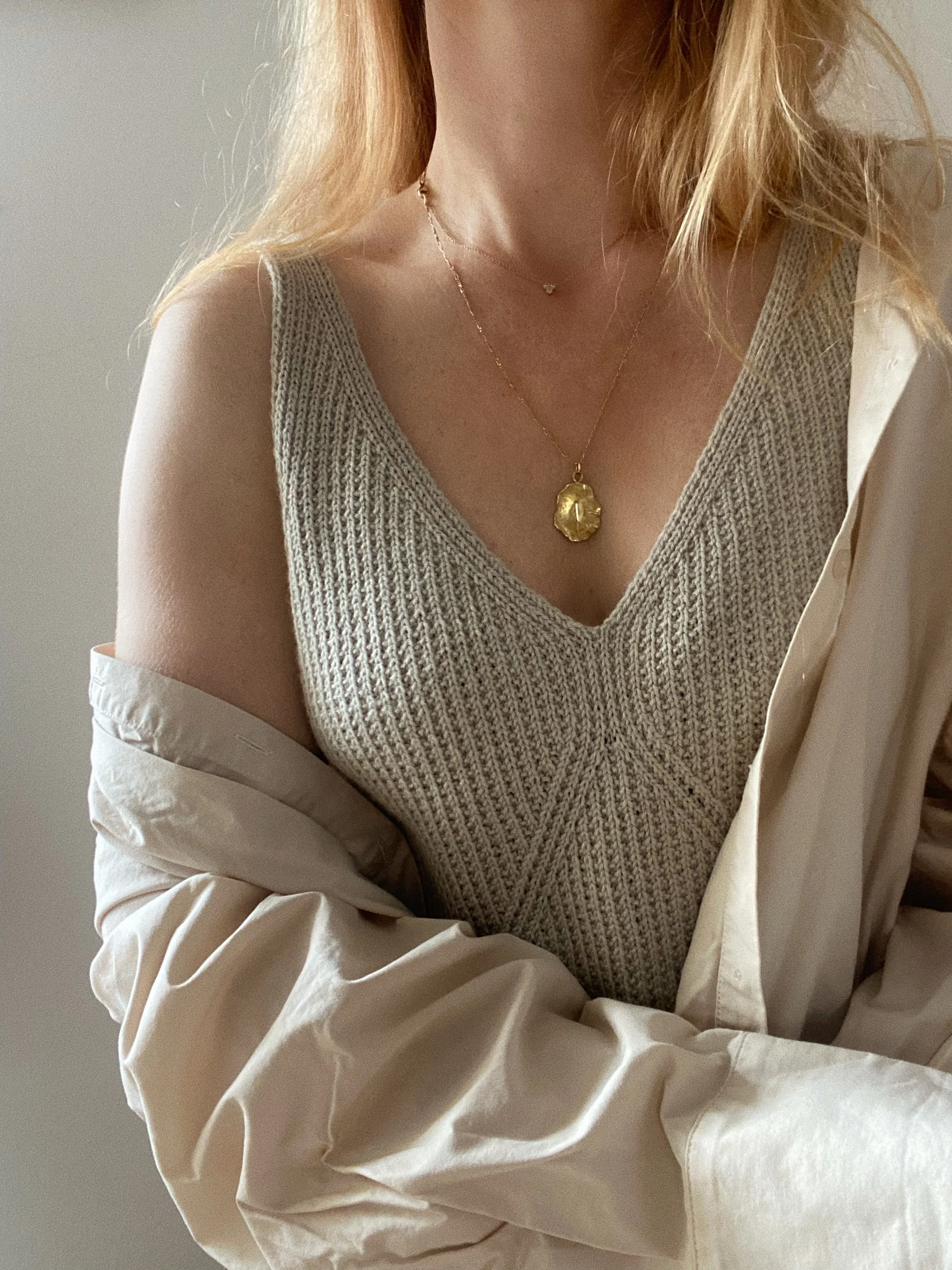 Camisole No. 7 - ENGLISH - Image 4