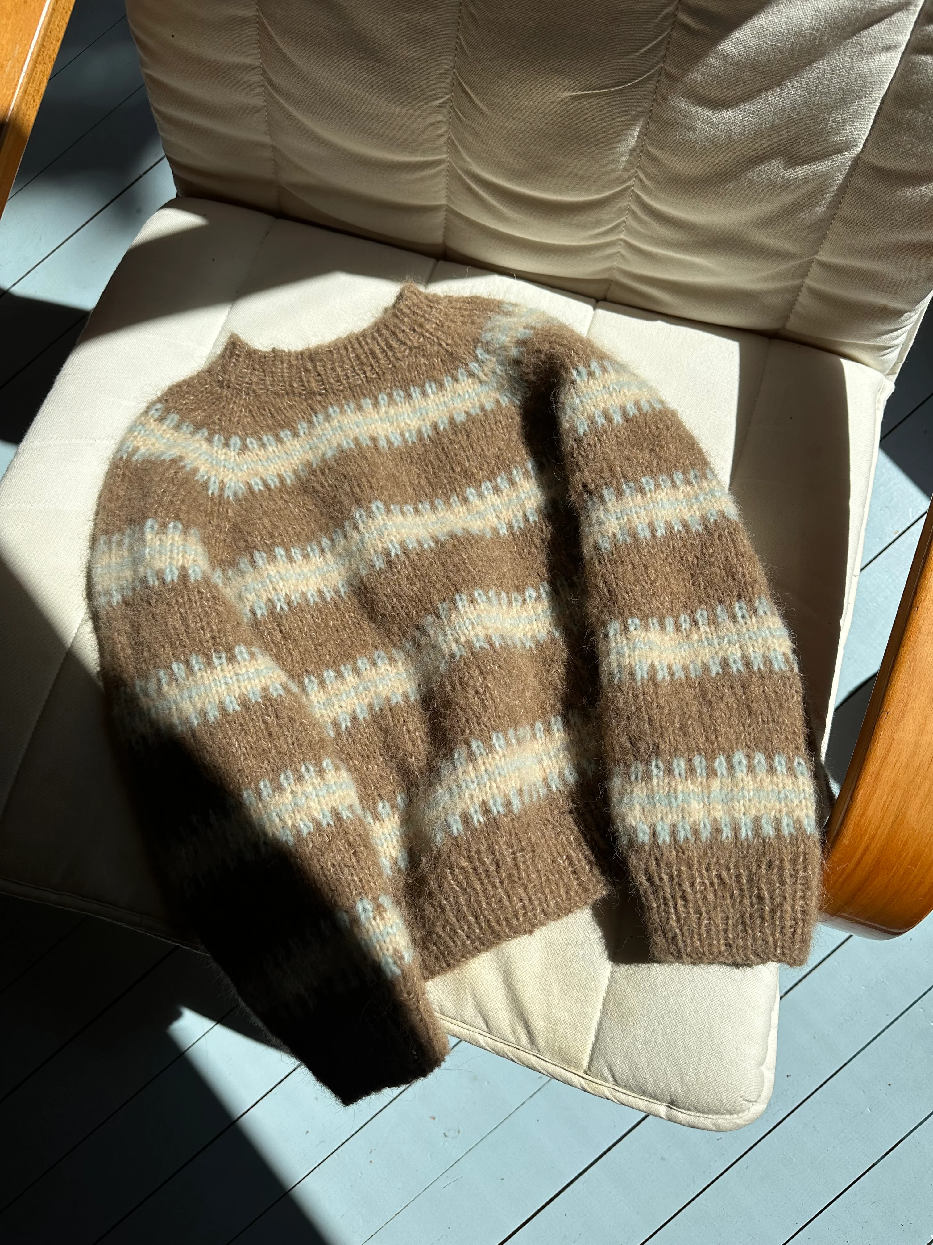 Little Norma Sweater - ENGLISH - Image 12