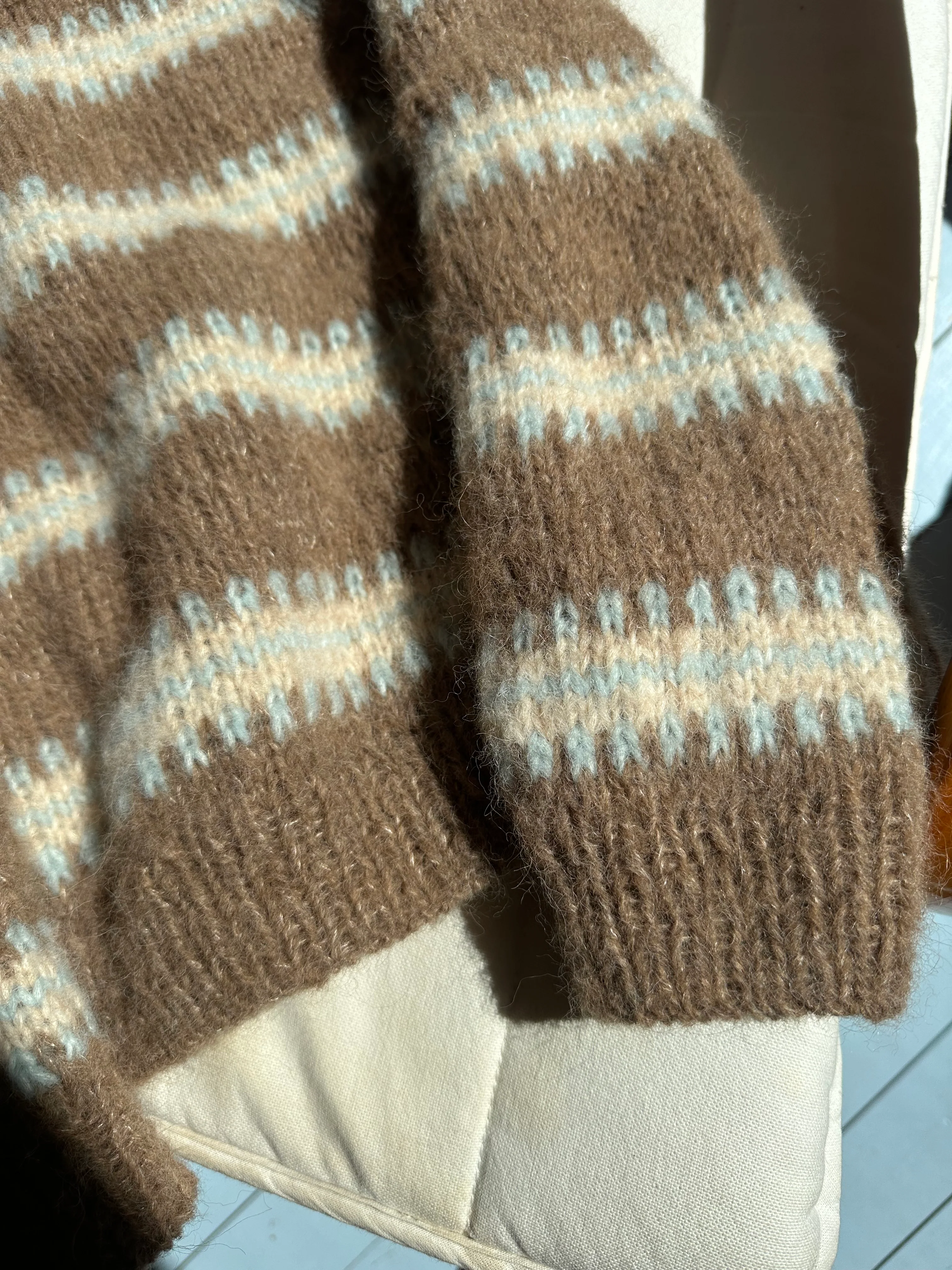 Little Norma Sweater - ENGLISH - Image 13