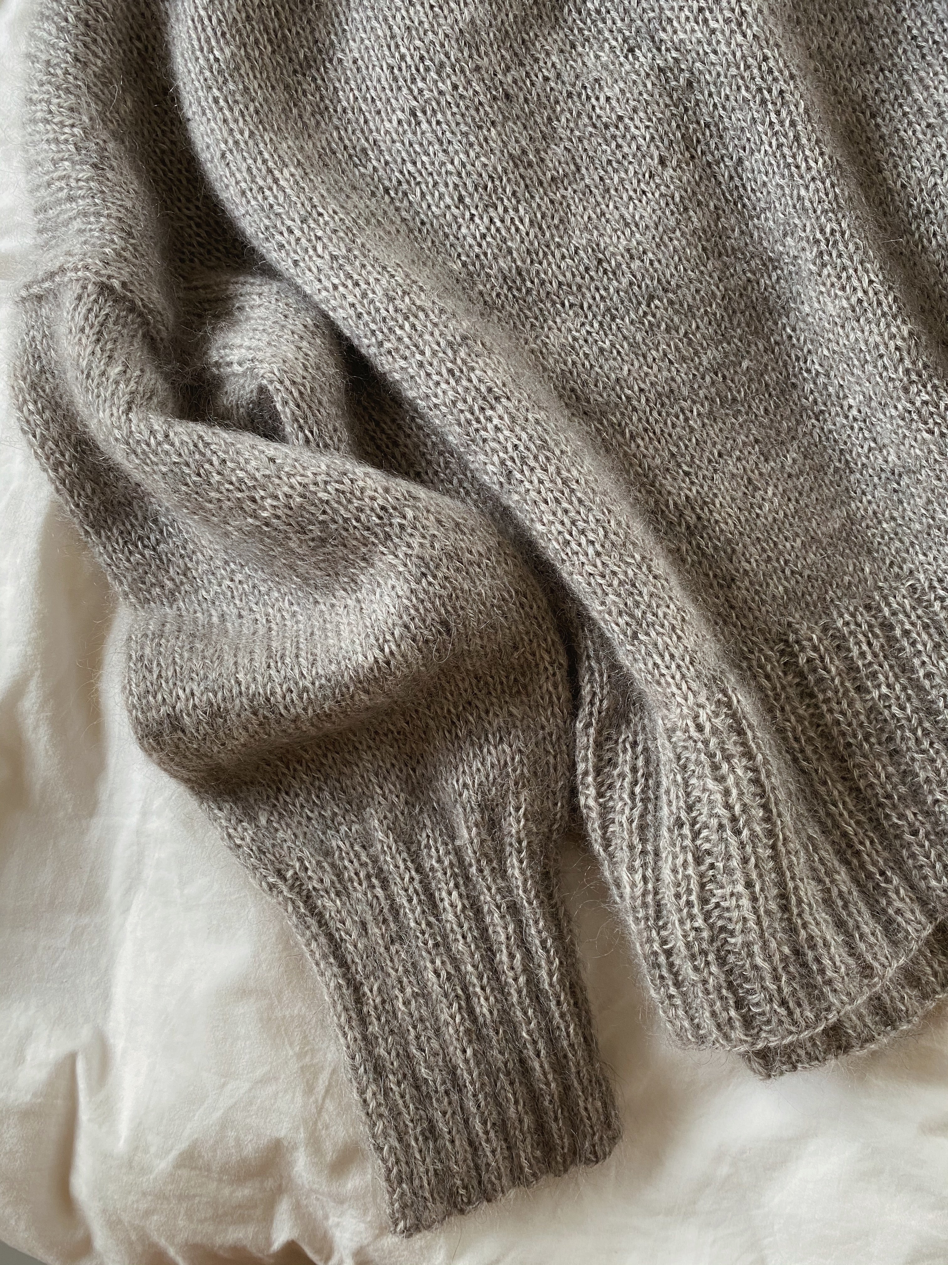 Sweater No. 14 - ESPAÑOL - Image 4