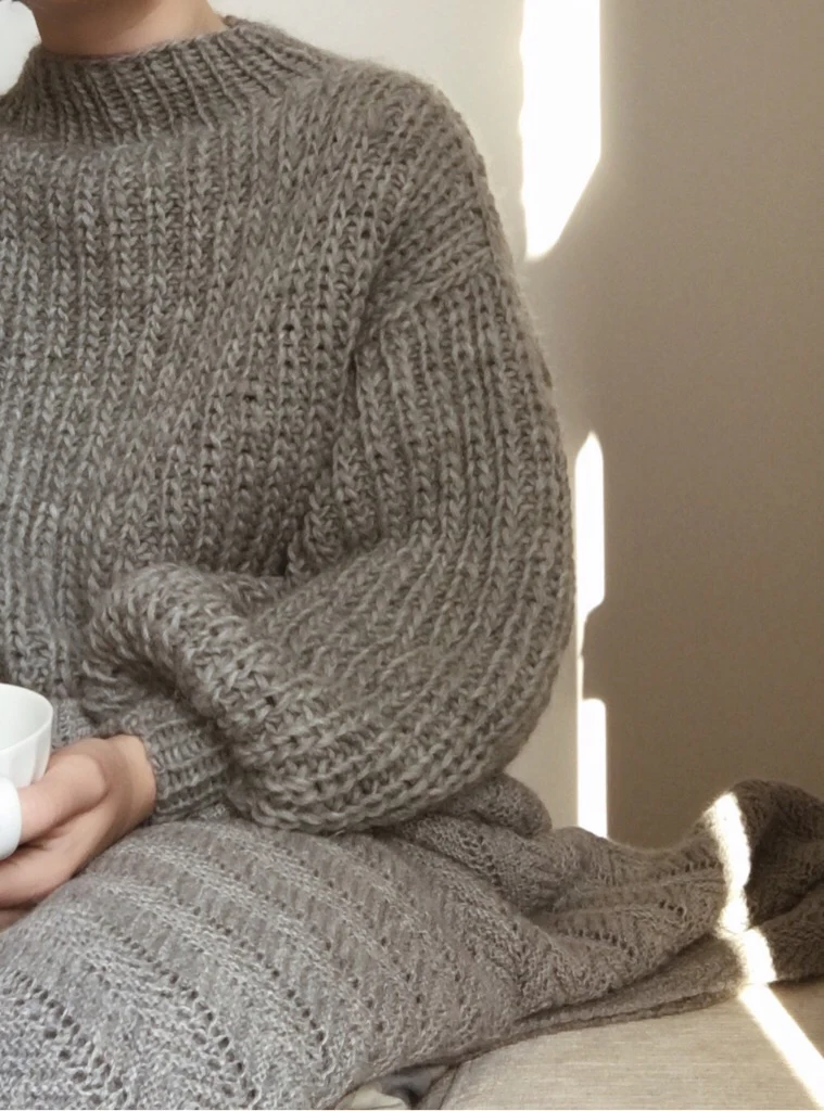 Sweater No. 5 - ENGLISH - Image 3